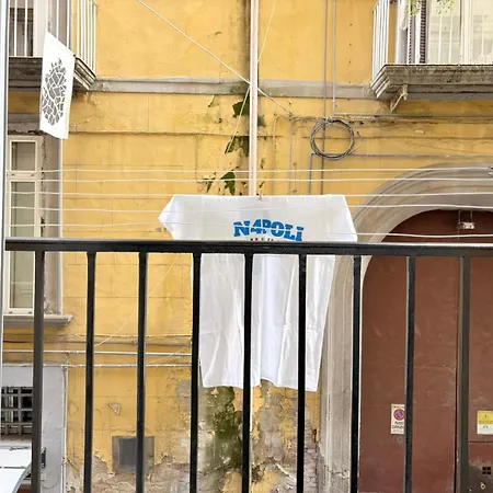 Casa Spaccanapoli 42 شقة